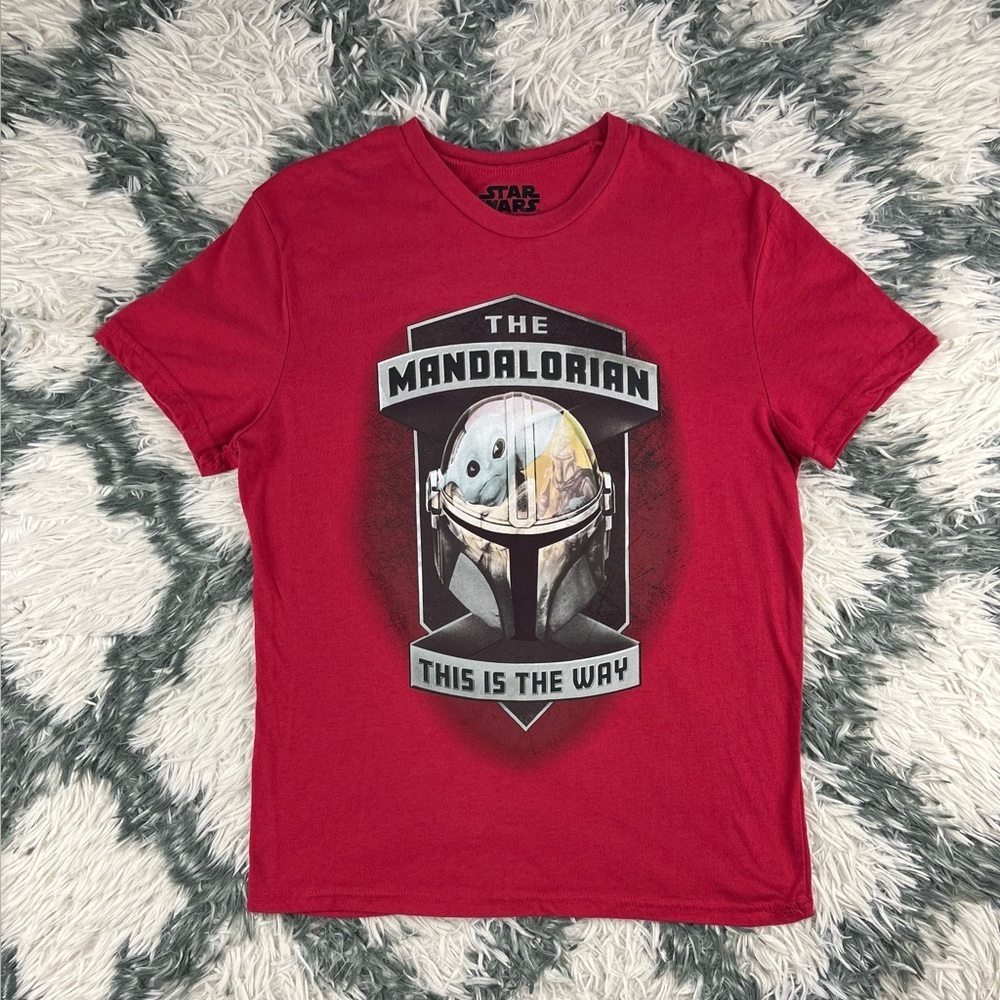 Star Wars Men's Red Mandalorian T-Shirt Size Medium Short Sleeve
